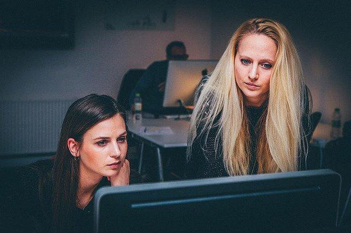Survey: Working Women Feel That Covid-19 Impacted Their Careers Negatively