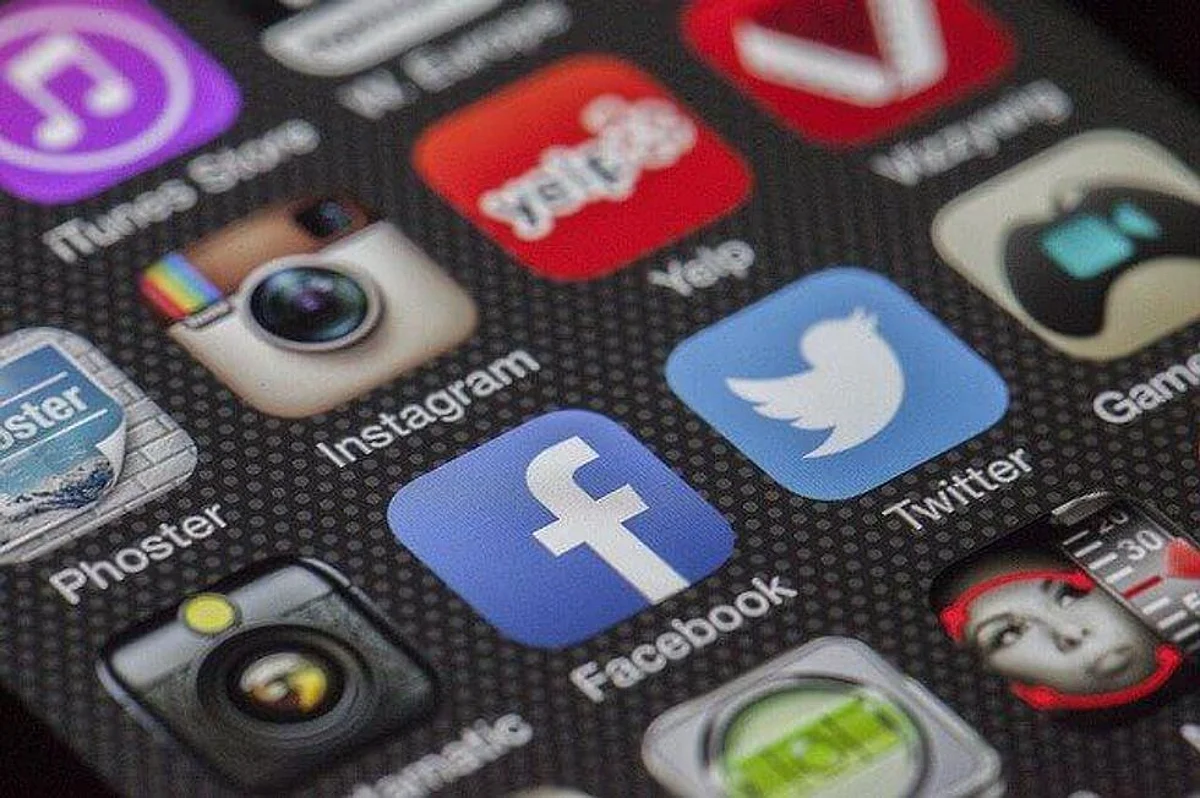 Young Adults With High Social Media Usage Are Likely To Witness Depression