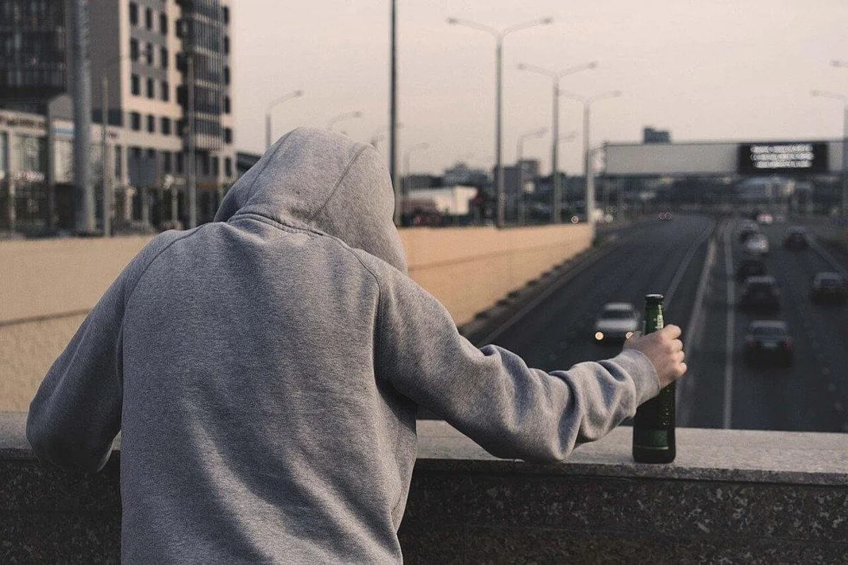 Unmet Job Expectations Cause Suicide Risks in Men