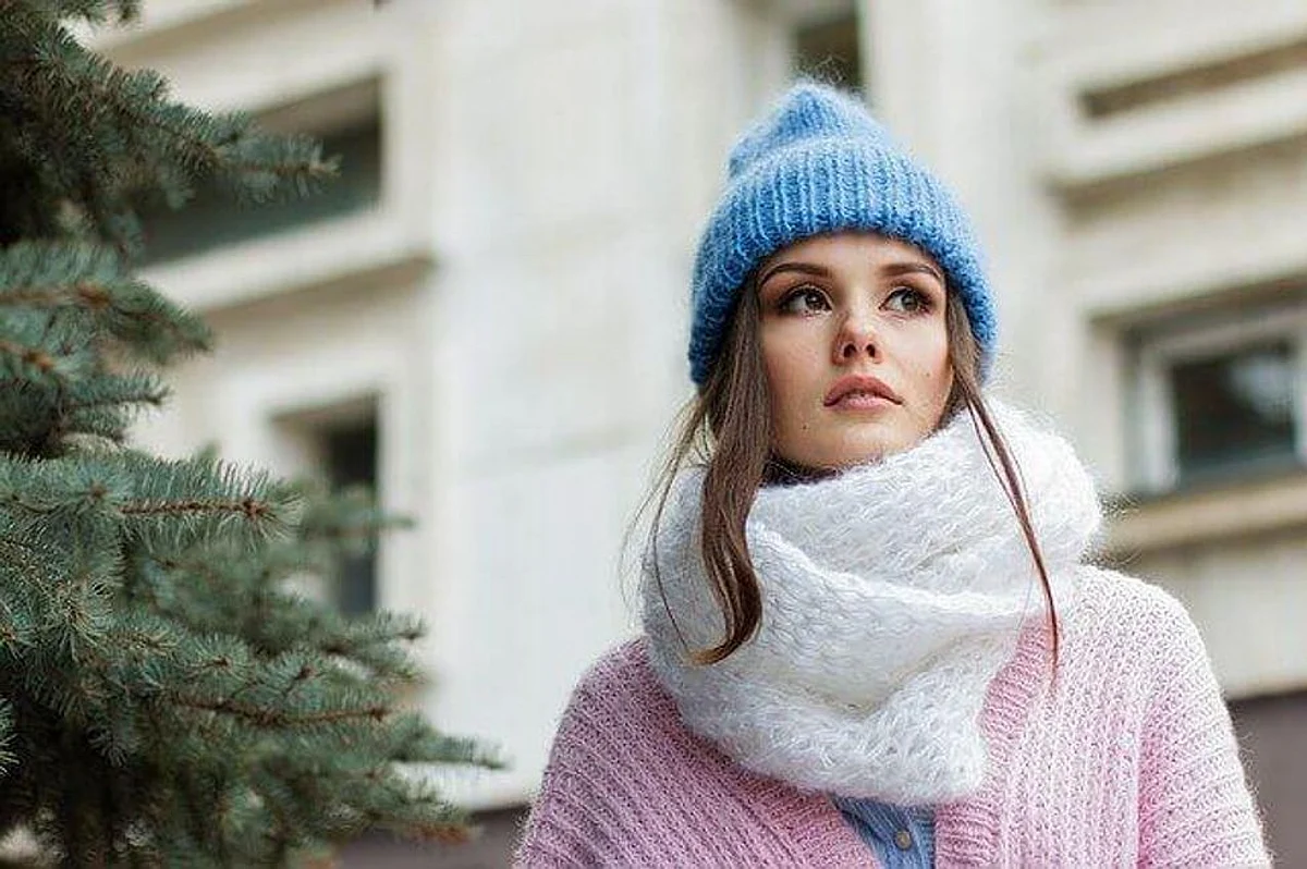 Sudden Drop In Temperature Pushes Winter Wear Sales