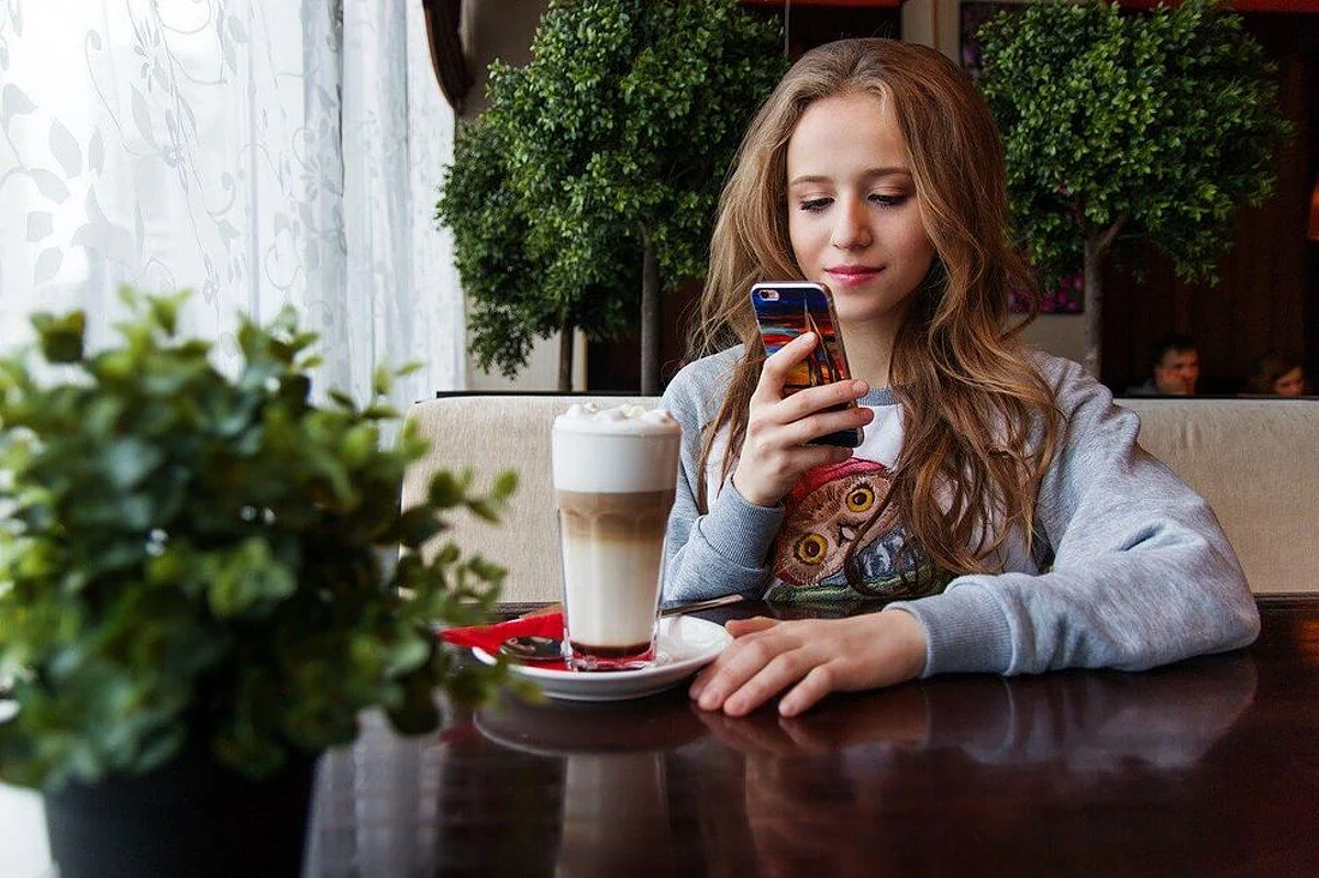 People Who Use Smartphone More Act Impulsively