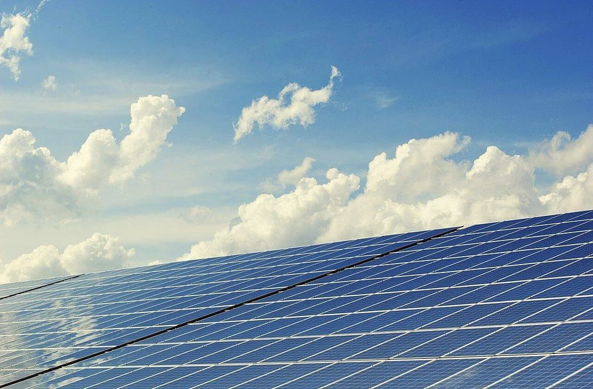 Top 3 Reasons to Adopt Solar Power at Your Business