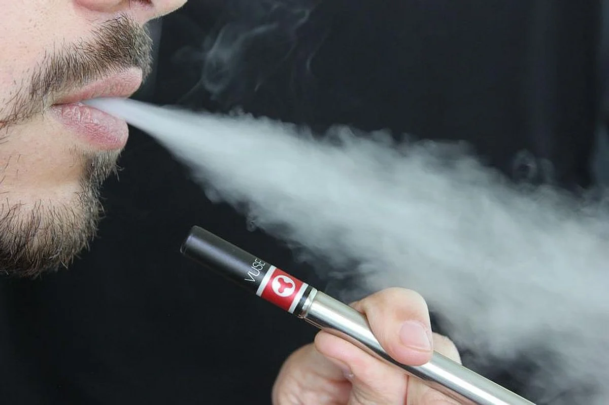 Here’s Why E-Cigarettes May Develop The Risk Of Pulmonary Diseases
