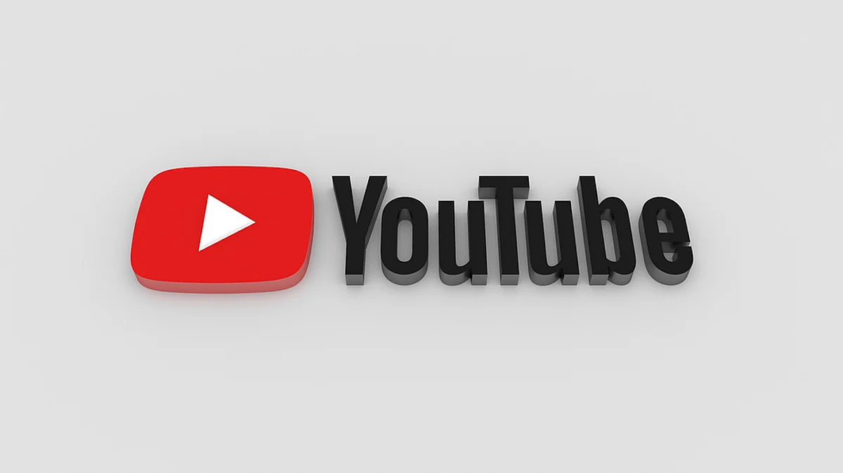 YouTube Under Fire on Twitter For Lifting Christmas Holiday Video