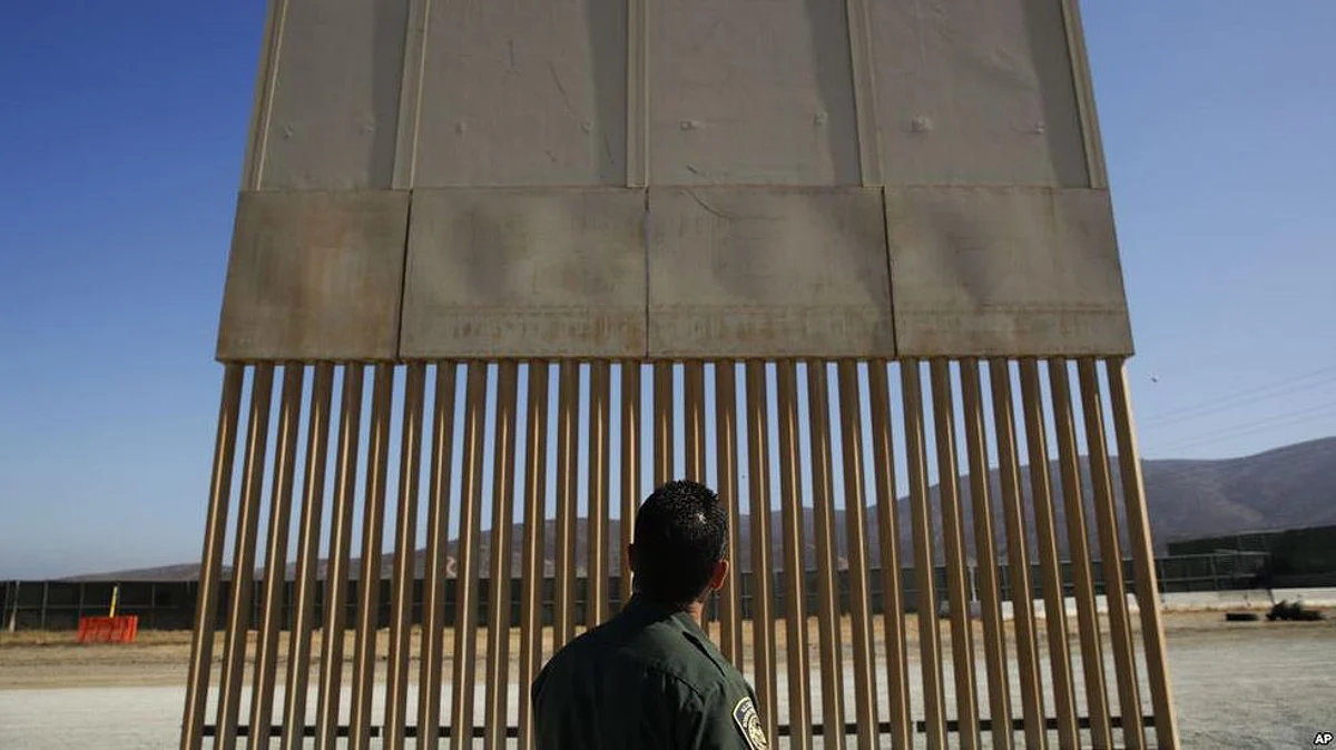 US-Mexico Border Houses Wall Prototypes