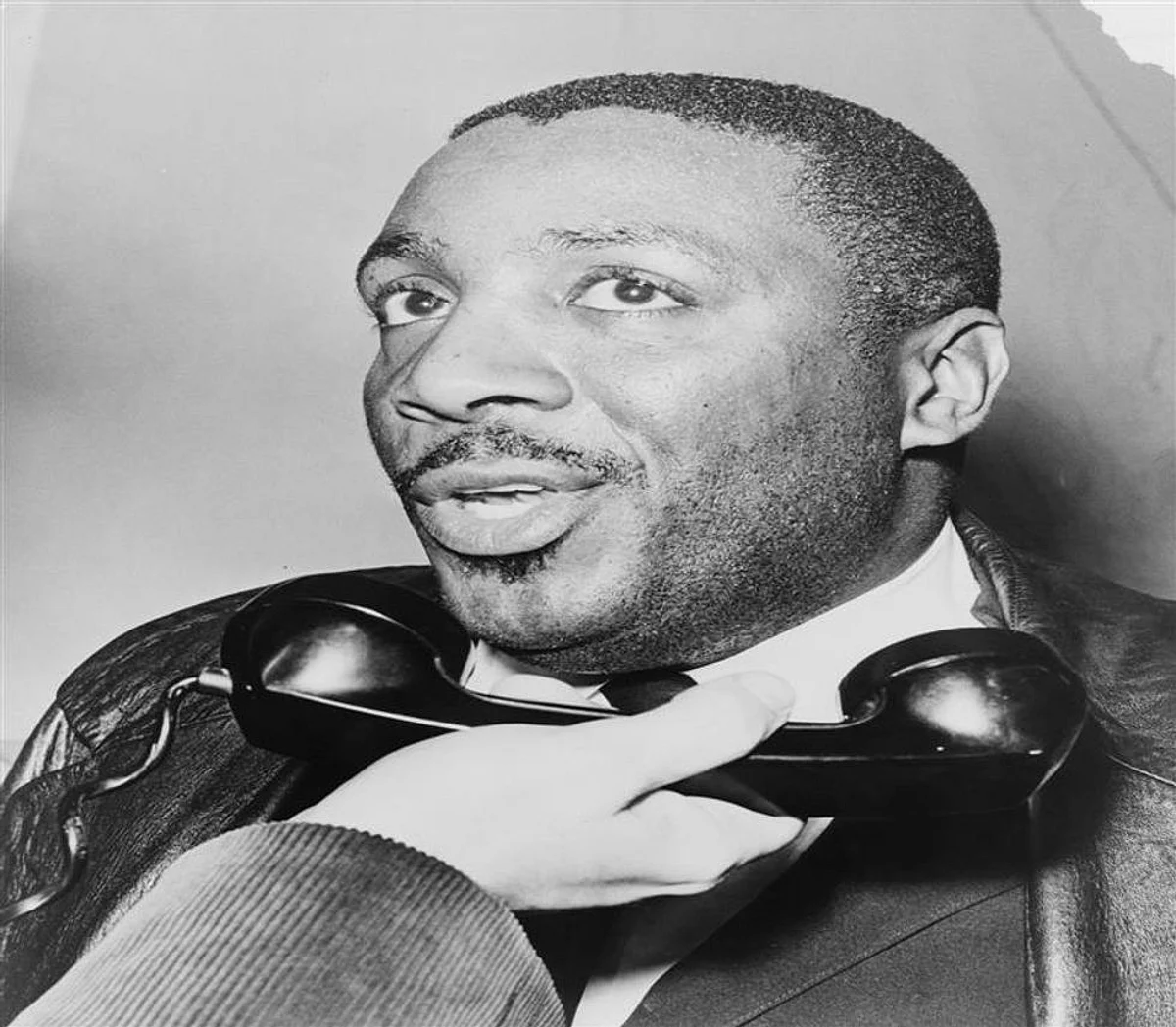 Dick Gregory: Legendary Comedian & Civil Rights Activist Passes Away at 84