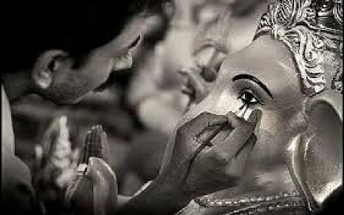 Lessons from a Muslim victim of communal riots, now crafts Hindu idols