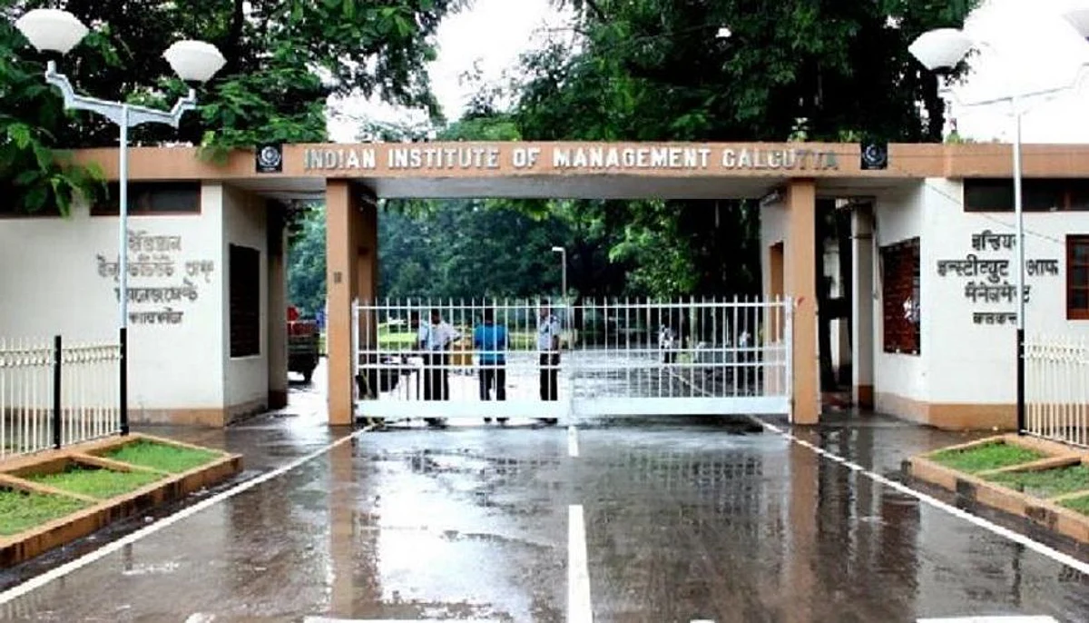 IIM-Calcutta Post-Graduate Student gets Rs 4.5 Lakh Stipend Offer for Summer Internship