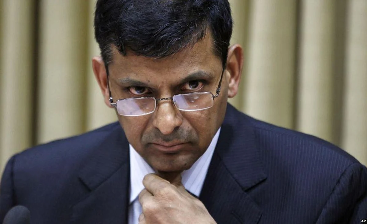 Rajan Hints at Rate Cut, Says India to be “Least Affected” from China Turmoil