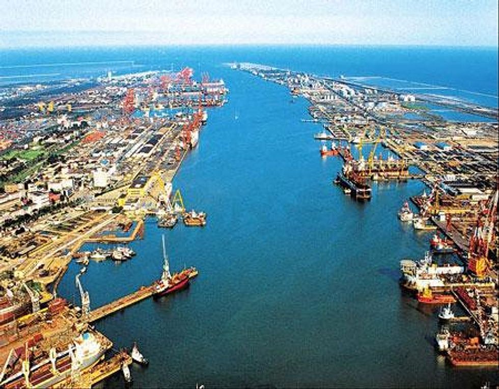 Порт шанхай yangshan. Контейнерный терминал нутэп новороссийск. Портовый город йокогама. Завод хендай в южной корее. Крупнейший но.