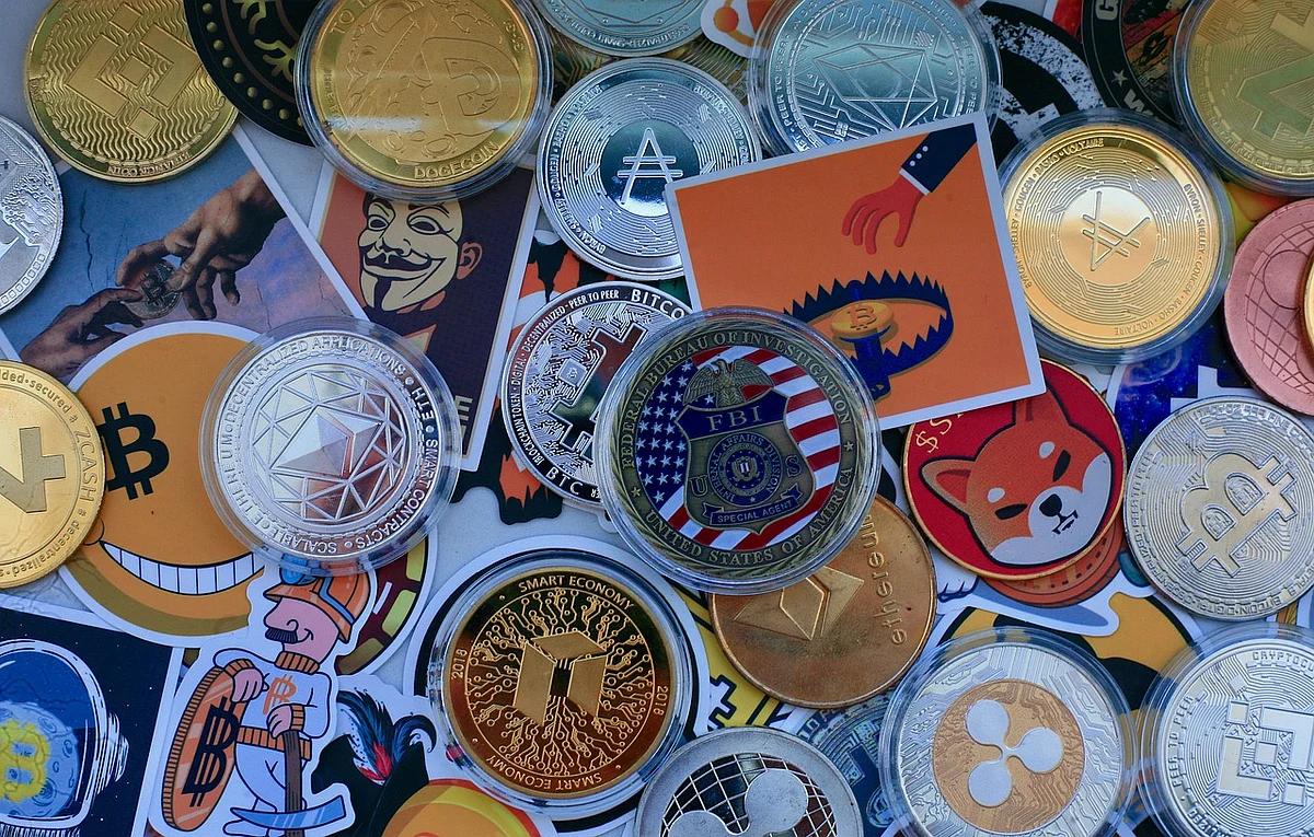 Shiba Inu (SHIB) took the popularity of Dogecoin (DOGE) and ran it even further.
