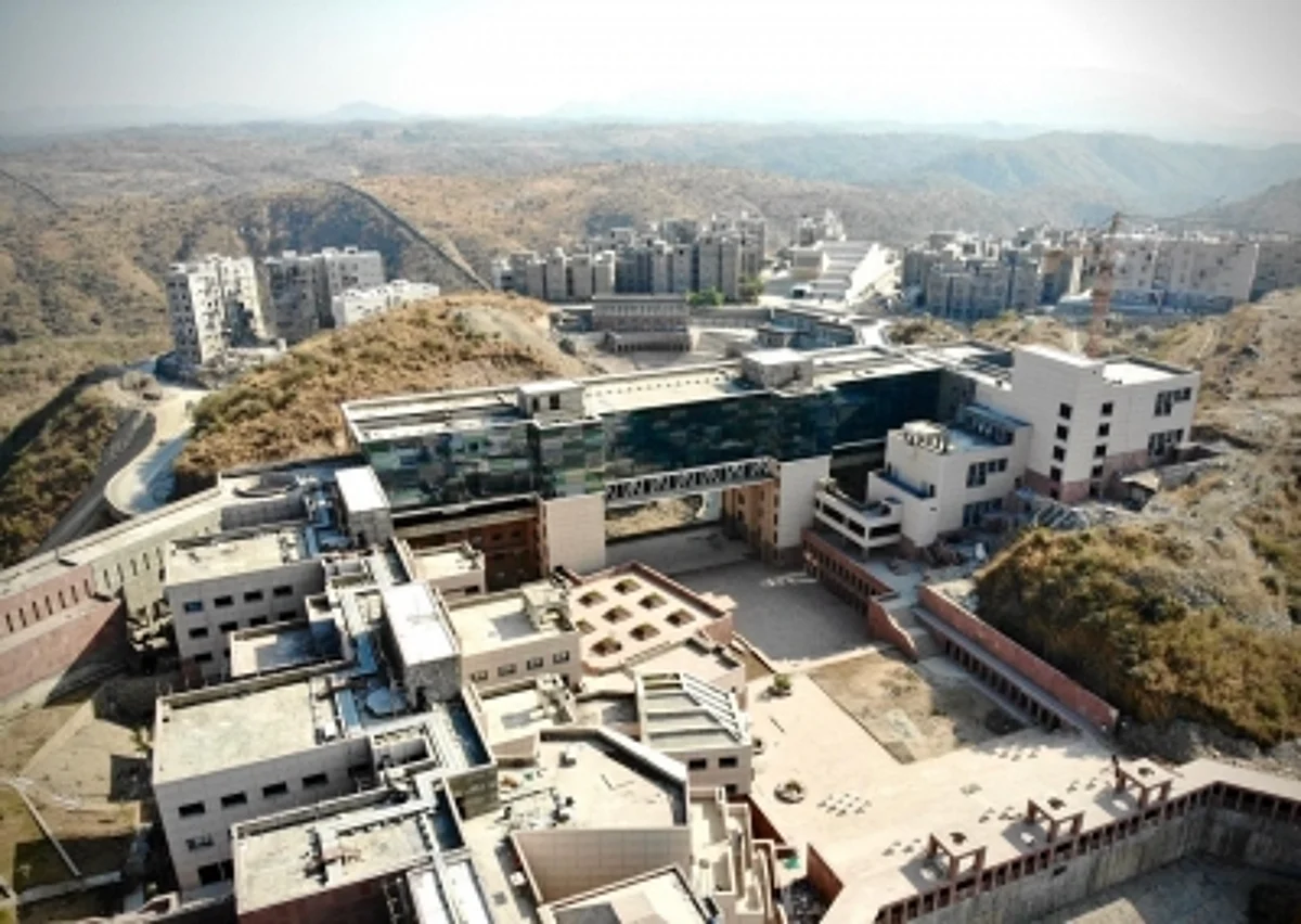 प्रबंधन सीखने के लिए IIM उदयपुर ने बताया एक नया तरीका