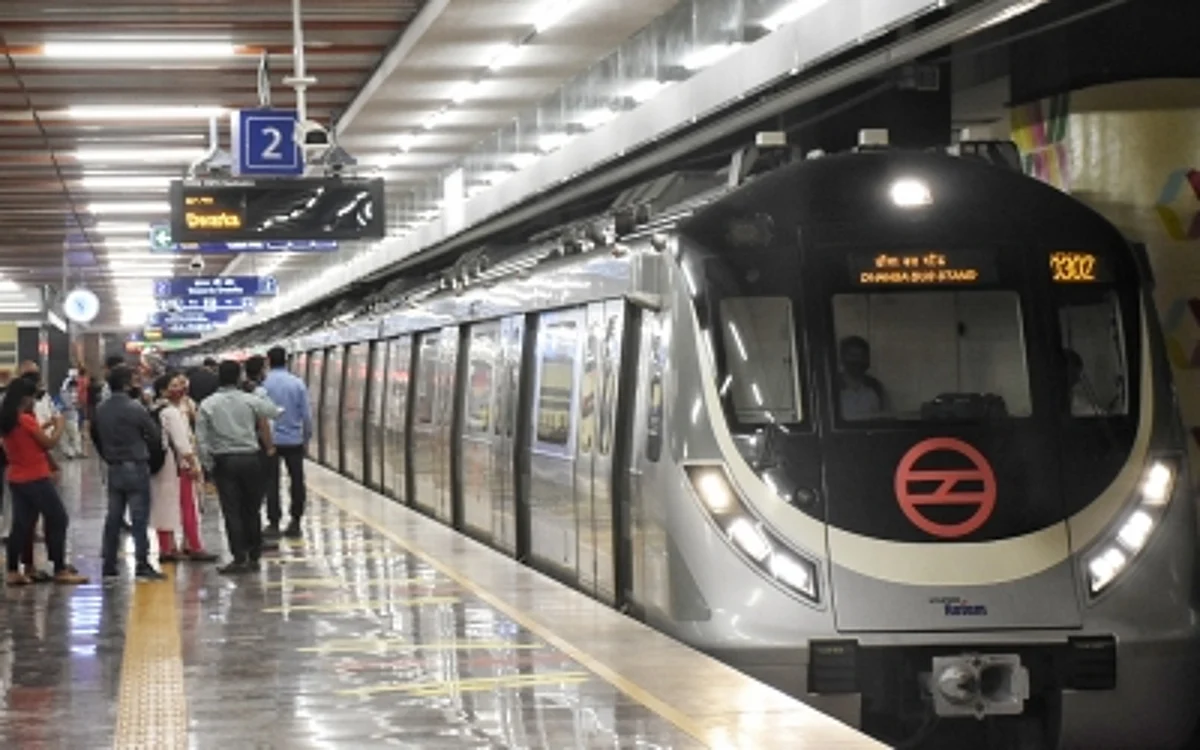 दिल्ली मेट्रो के शानदार 20 साल