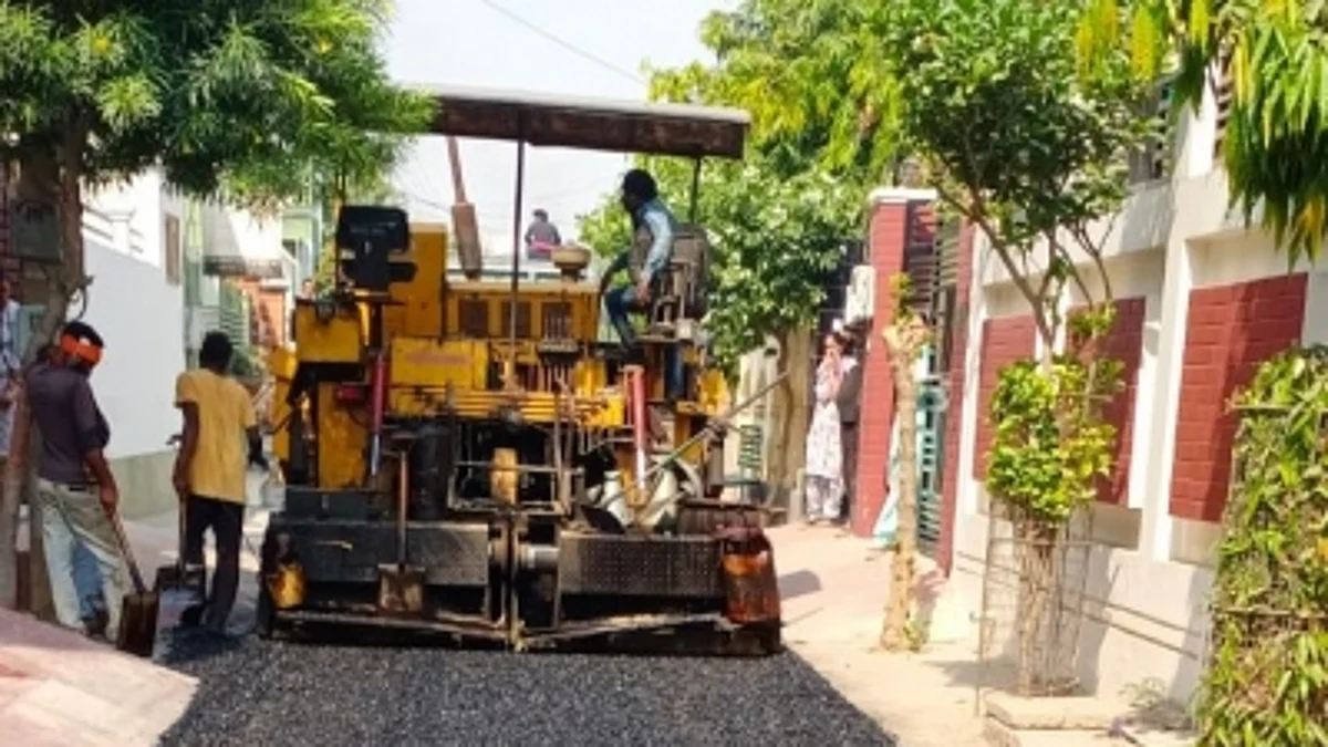 प्लास्टिक से हो रहा सड़कों का निर्माण