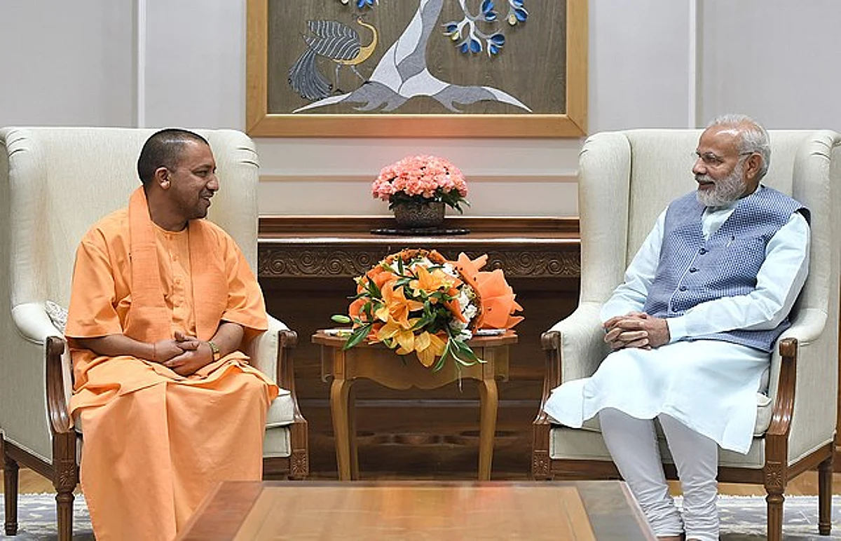 मुख्यमंत्री योगी आदित्यनाथ और प्रधानमंत्री नरेंद्र मोदी