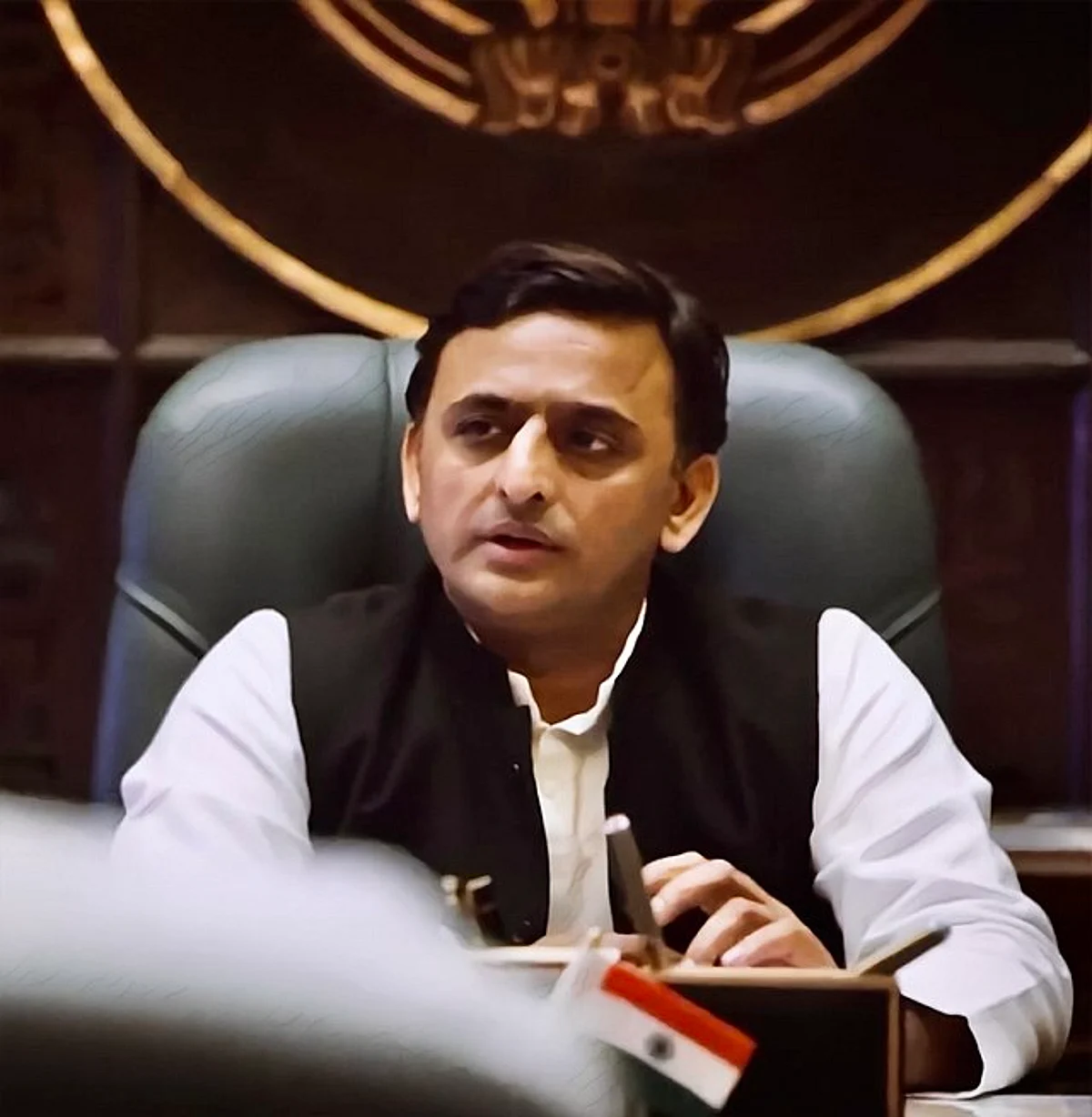 अखिलेश यादव