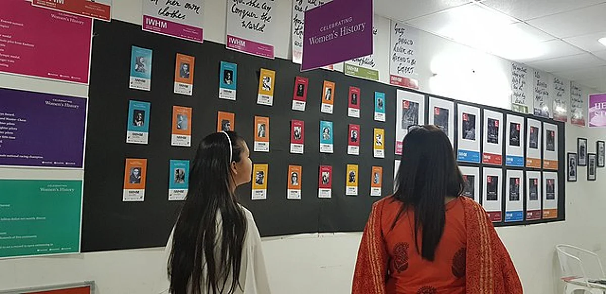 भारतीय इतिहास में 1600 ईस्वी के बाद के मूल स्रोतों पर आधारित कुल 24 शोधपत्र प्रस्तुत किए जाएंगे