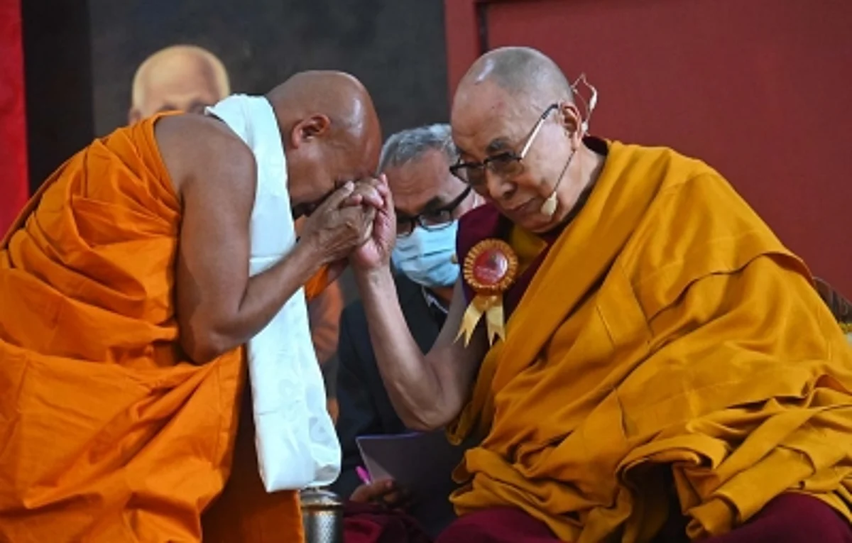 गया में काल चक्र पूजा के दौरान दलाई लामा के प्रवचन में मौजूद थी एक महिला चीनी जासूस