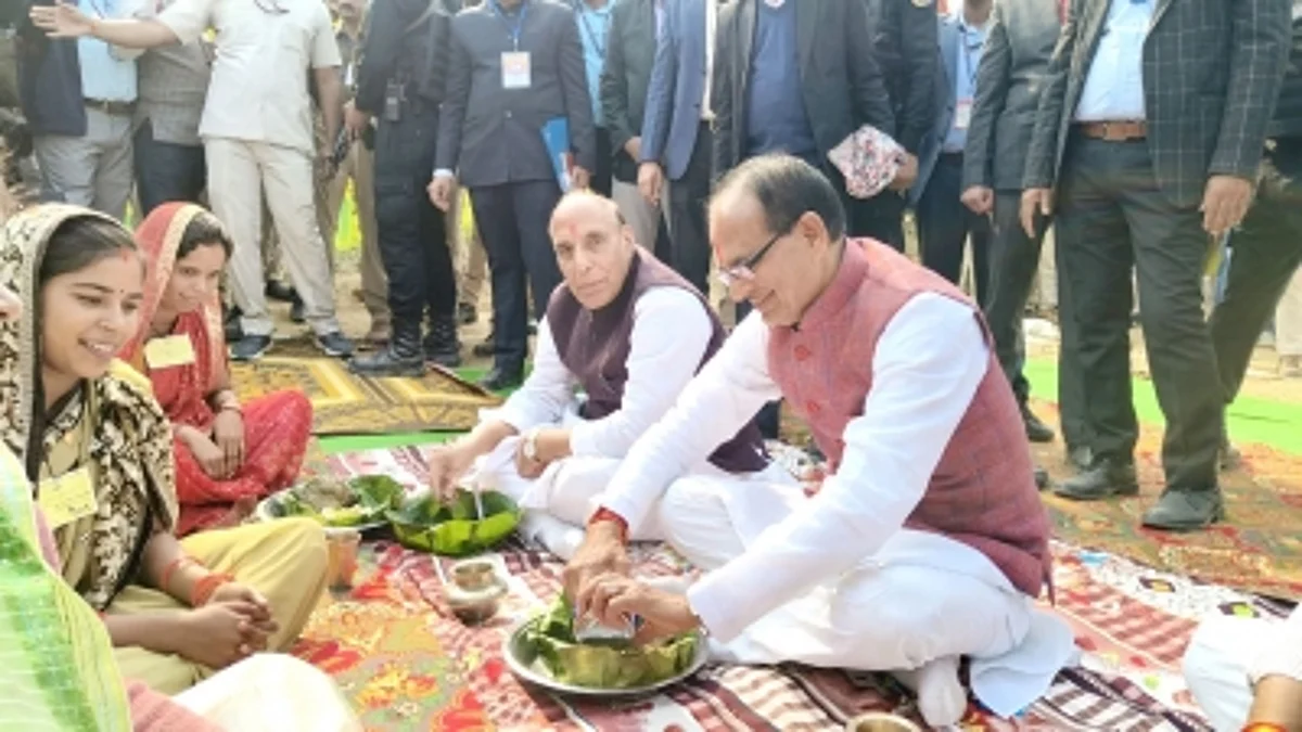 राजनाथ सिंह और शिवराज सिंह चौहान (IANS)