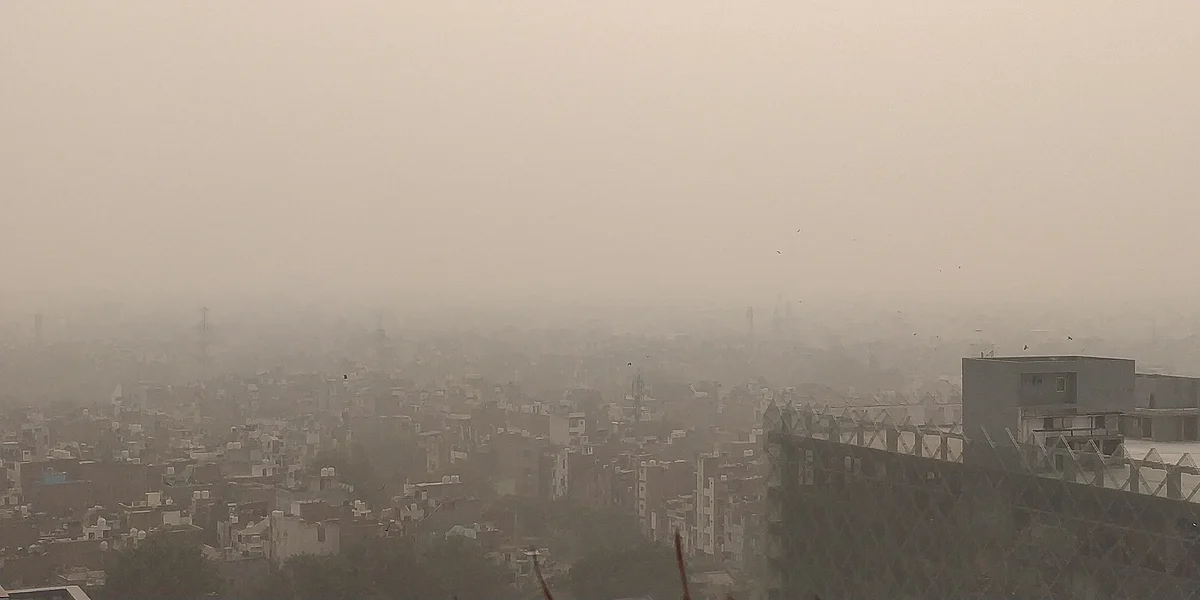 दिल्ली में ठंड का कहर जारी ,बेहद खराब' श्रेणी में पंहुचा एक्यूआई