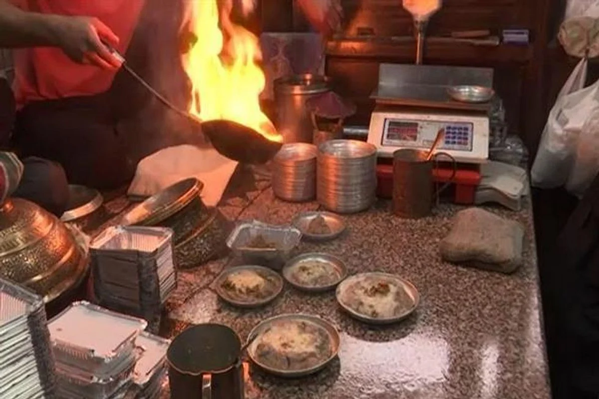 अधिकांश भारतीय धार्मिक त्योहारों के दौरान प्रतिबंधों का विकल्प चुनते हैं।(IANS)
