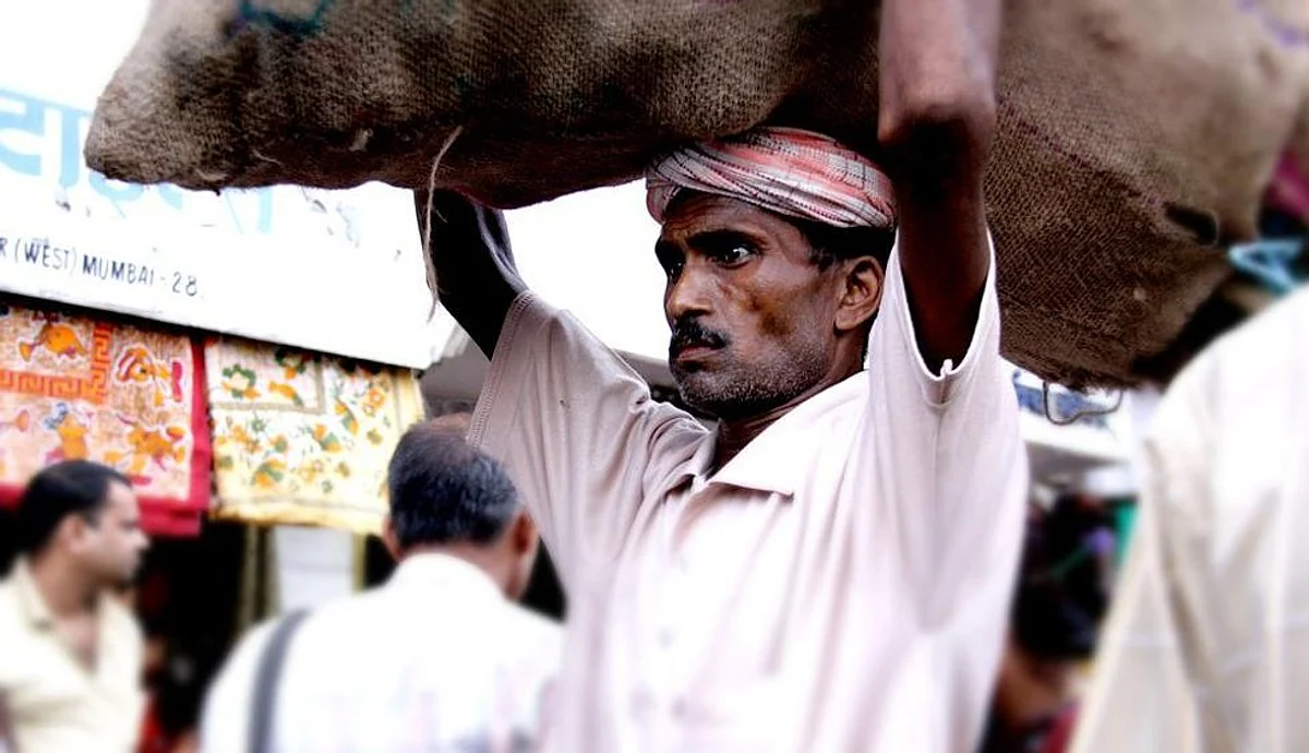 तमिलनाडु सरकार मजदूरों को मुआवजा देगी{Pixabay}