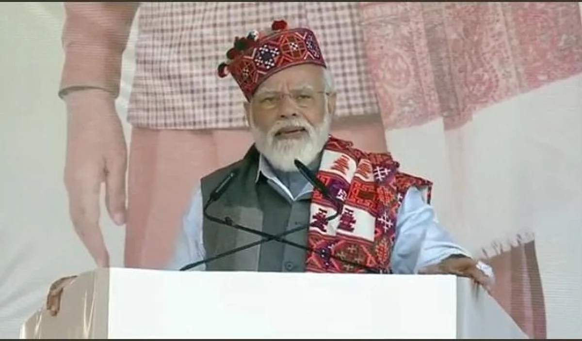 परिवारवाद के लोगों ने पांच साल तक दंगे ही दंगे करवाए-मोदी