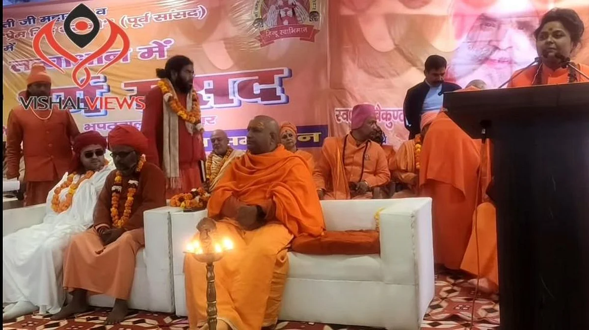 हरिद्वार में धर्म संसद के दौरान भाषण देती हुईं साध्वी अन्नपूर्णा भारती।