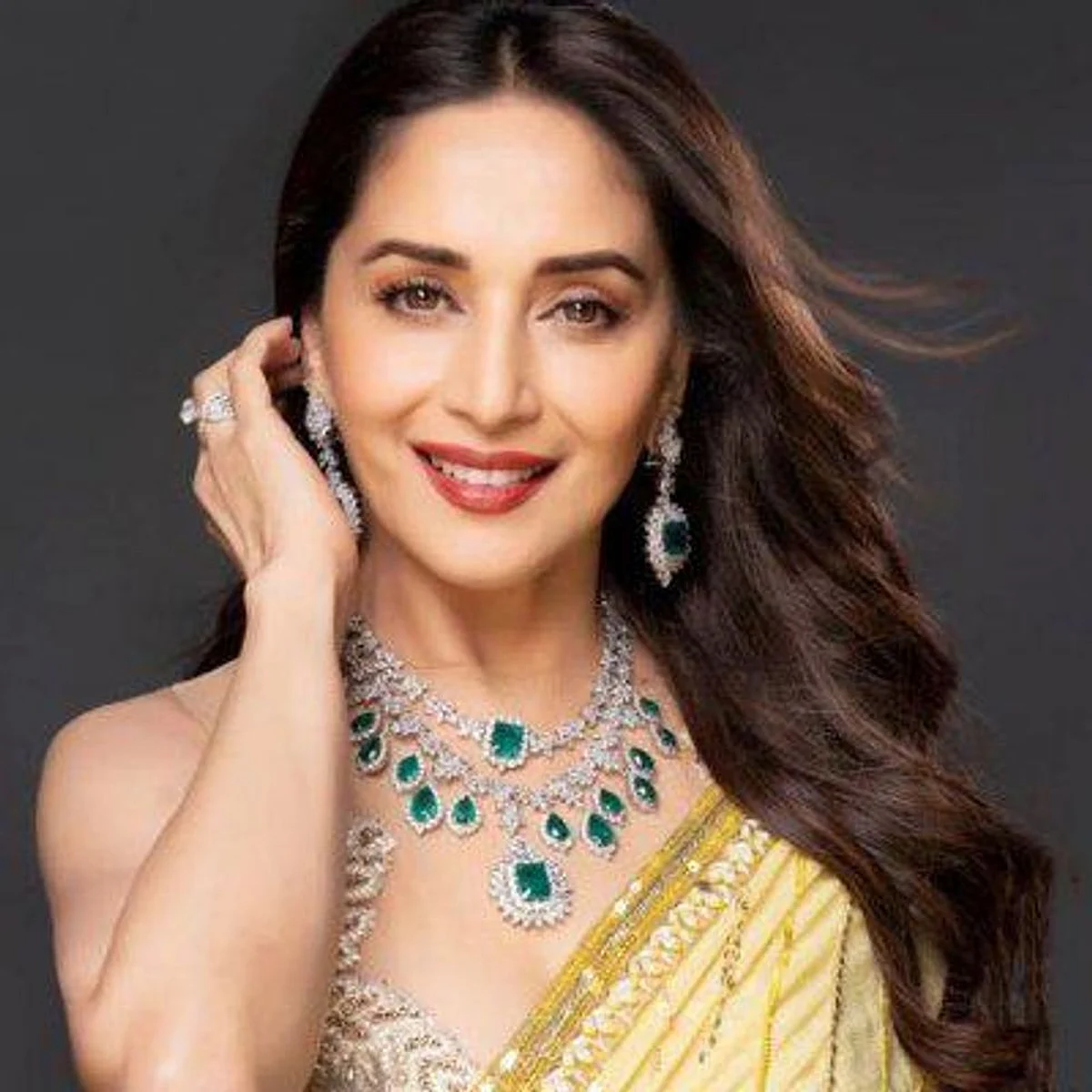 बॉलीवुड की डांसिंग डिवा माधुरी दीक्षित नेने|(Madhuri Dixit Nene) (सोशल मीडिया)