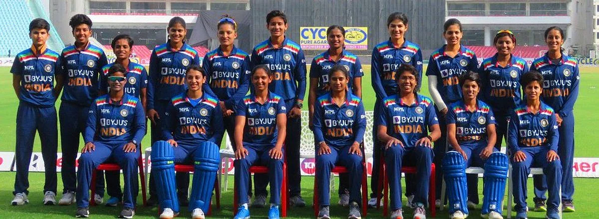 भारतीय महिला टीम को ऊंचाईयों पर पहुंचाने के लिए उत्सुक हूं : पवार
