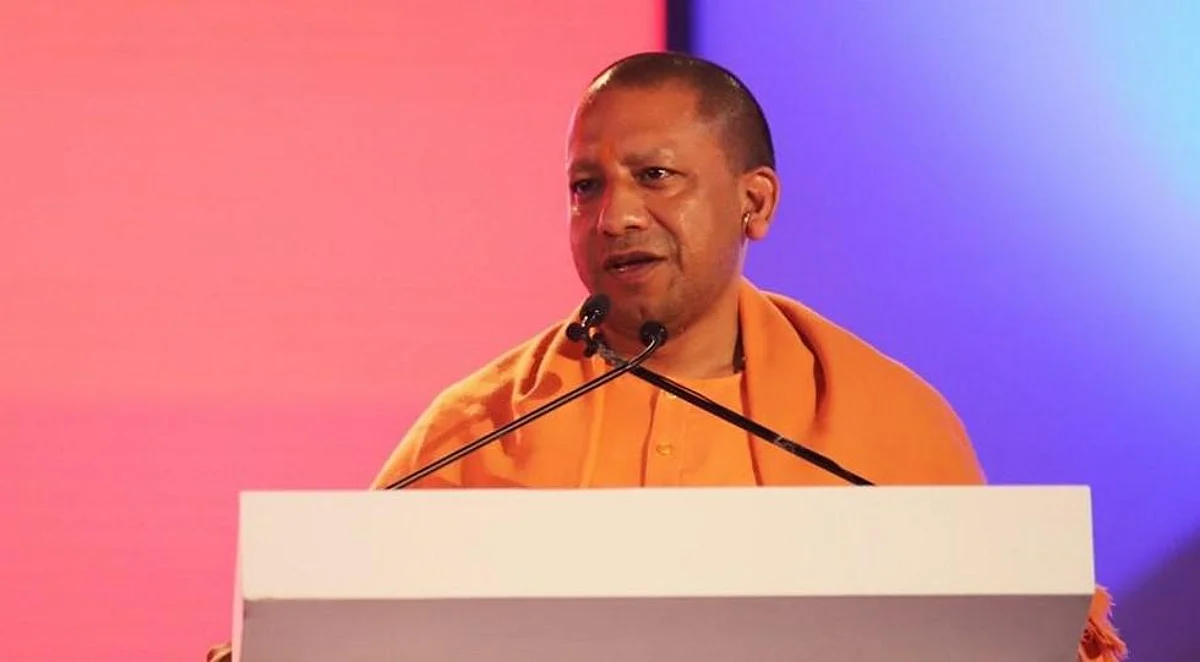 मुख्यमंत्री योगी की सौगात, 65 बुजुर्ग कलाकारों को मिलेगा पेंशन