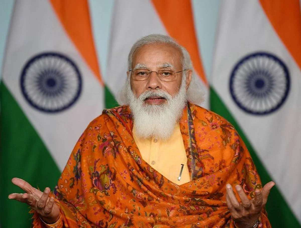 ‘ऊंची उड़ान साधे आसमान’, प्रधानमंत्री नरेंद्र मोदी की कविता