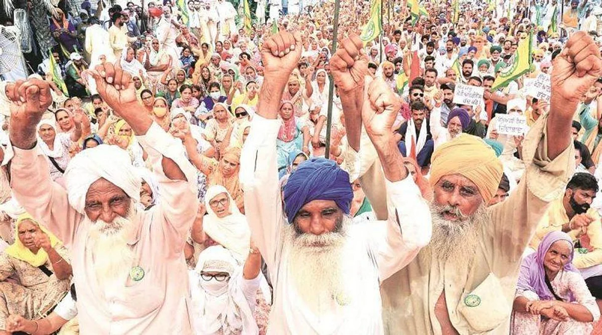 बारिश के बीच सिंघु बॉर्डर पर प्रदर्शनकारियों ने उठाया कबड्डी का लुत्फ