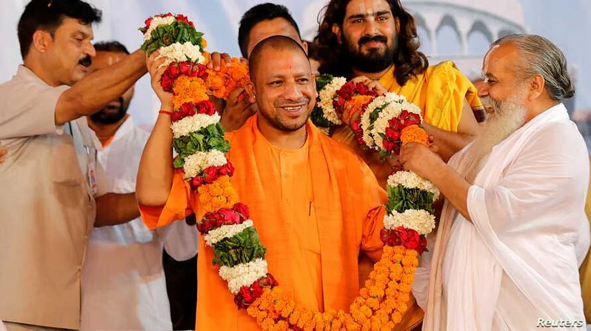 उप्र में खादी के कपड़ों से बनेगा विश्व का सबसे बड़ा मास्क