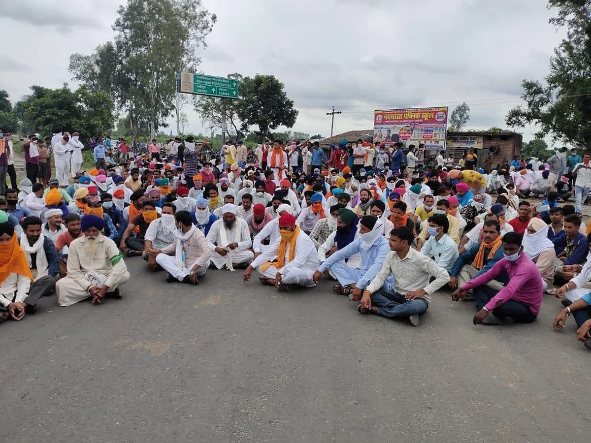किसान आंदोलन : उत्तर भारत में टूटी सप्लाई चेन, उद्योग-धंधे प्रभावित