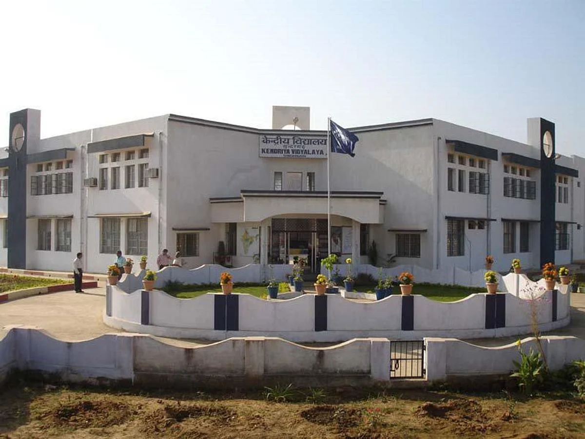 नेपाल, रूस और ईरान में भी स्थापित किए गए केंद्रीय विद्यालय