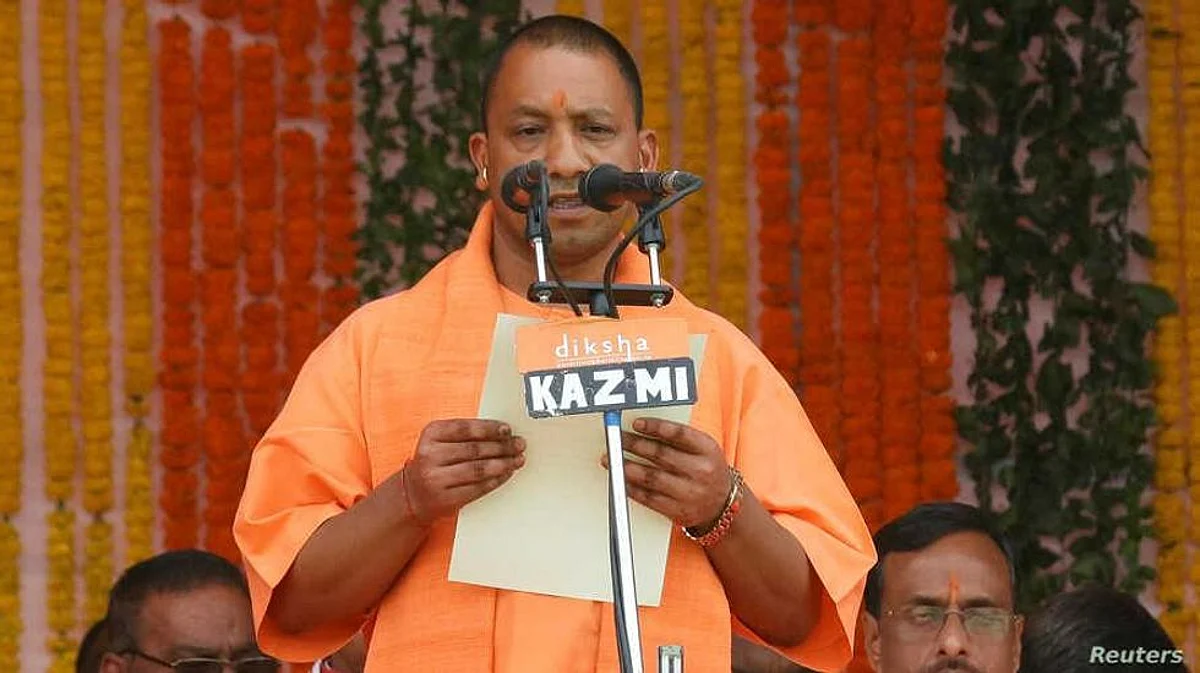 उत्तरप्रदेश के मुख्यमंत्री योगी आदित्यनाथ। (VOA)