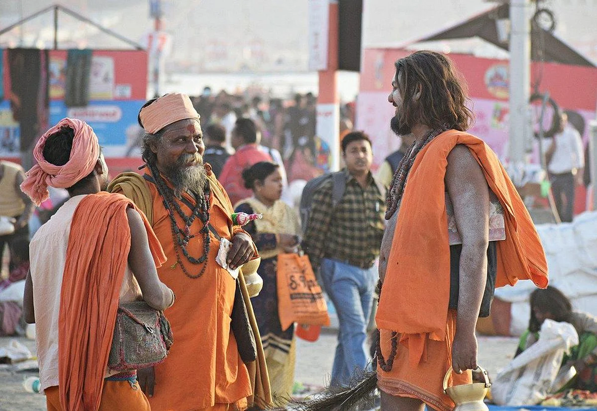 “62 लाख हिंदुओं का रोका धर्मांतरण, साढ़े आठ लाख लोगों की कराई घर वापसी”