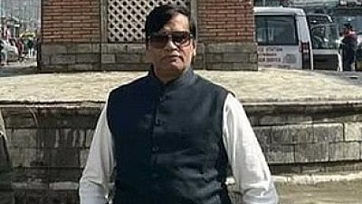 PMO के फर्जी अधिकारी को जम्मू-कश्मीर के अधिकारियों ने गुजरात पुलिस को सौंपी- Fake PMO official handed over to Gujarat Police by J&K officials