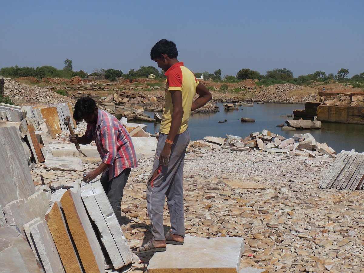 Bhilwara In India S First District To Go On Lockdown Workers