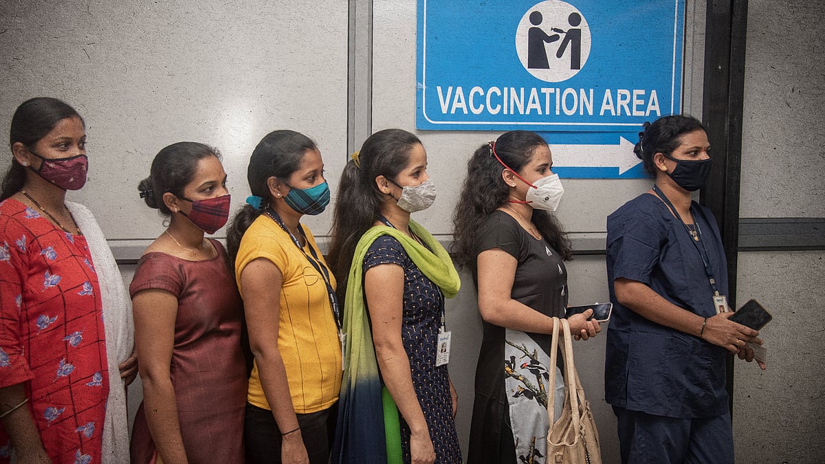 India's Covid vaccination policy just became political and perverse - Vimarsana News