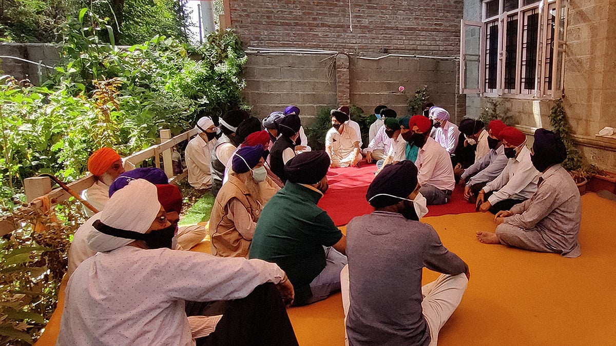 'Survived the storm but killed by a splinter': Kashmiri minorities fear return of the 1990s - Vimarsana News