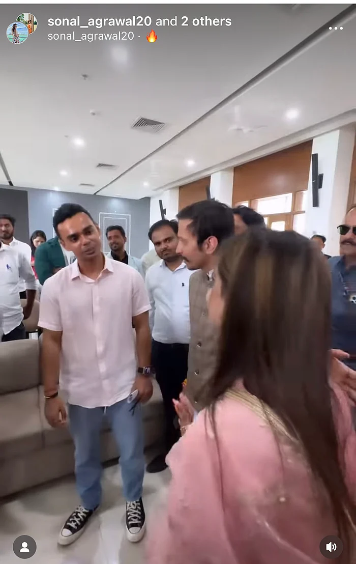 मुख्यमंत्री शिवराज सिंह के बेटे कार्तिकेय चौहान के साथ मयंक और अन्य इंफ्लुएंसर