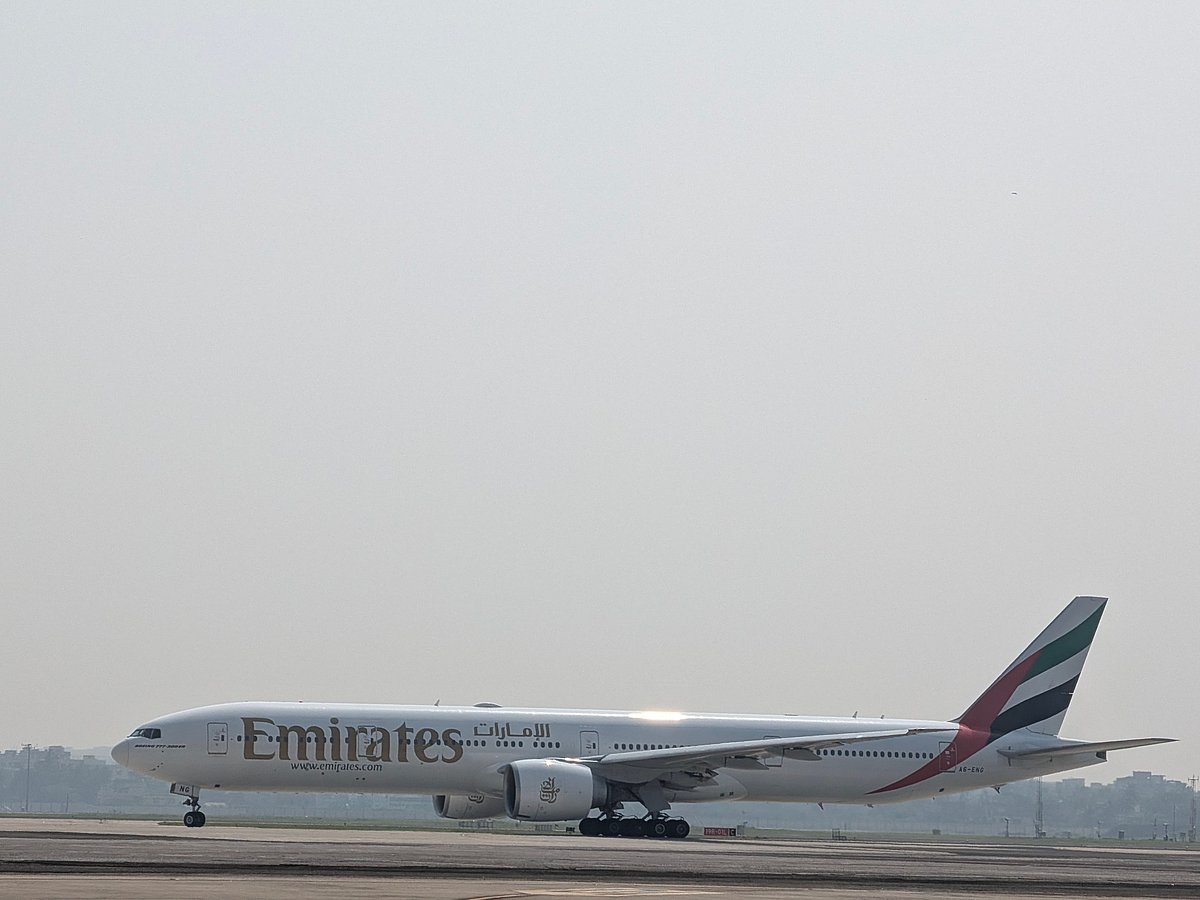 The 5X telephoto is only passable.