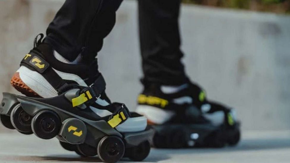 உலகின் அதிவேகமான ஷூ! 
நடை வேகத்தை 250% அதிகரிக்கும் காலணிகள் - விலை என்ன தெரியுமா?