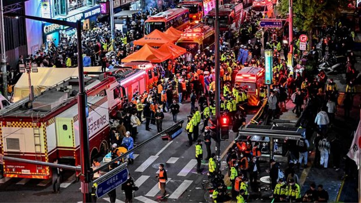 தென்கொரியா: ஹாலோவீன் கொண்டாட்டத்தின் கூட்ட நெரிசல் சிக்கி 151 பேர் பலி - என்ன நடந்தது?