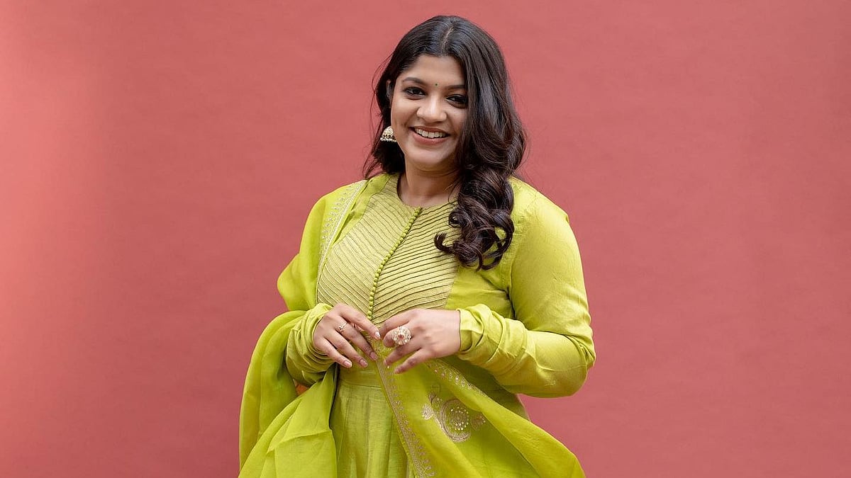 அபர்ணா பாலமுரளி: நடிகைக்கு பாலியல் சீண்டலா? என்ன நடந்தது? விரிவான தகவல்கள்