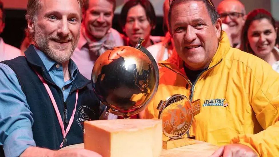 உலகின் சிறந்த சீஸ் இதுதான் - விஞ்ஞானிகள் கூறும் அடடே காரணம்! 