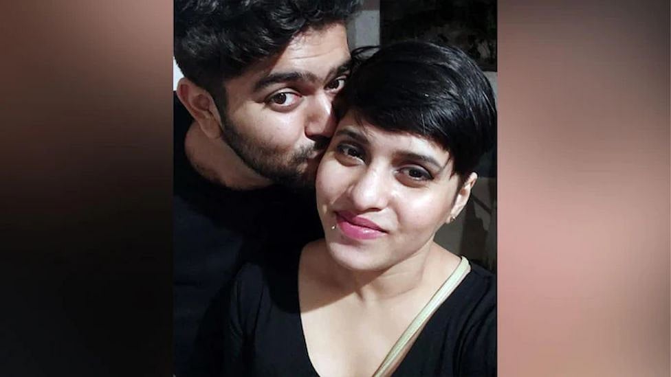 டெல்லி : காதலியை 35 துண்டுகளாக வெட்டிய காதலன் - விசாரணையில் வெளிவந்த 5 முக்கிய தகவல்கள்