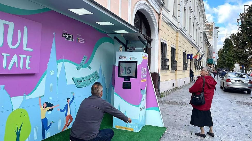 தோப்புக்கரணம் போட்டால் பேருந்தில் இலவசமாக பயணிக்கலாம் - எங்கே?